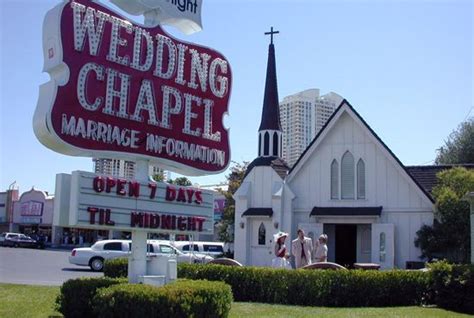 lv wedding chapel|las vegas wedding chapel webcam.